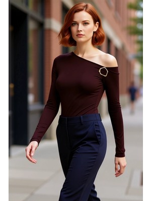 PayBuy Kadın Düşük Omuzlu Aksesuar Detaylı Esnek Örme Bluz Kaliteli Şık Rahat Modern Zarif