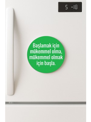 Nurdic Desenli Temalı Yuvarlak Buzdolabı Magnet – 10X10 cm Mükemmel