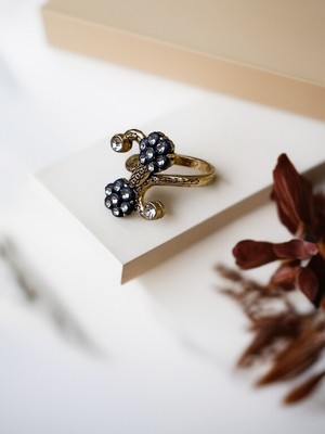 Fayra Accessories Elmas Montür Kristal Taşlı Papatya Yüzük