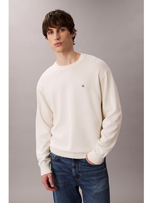 Calvin Klein Erkek Relaxed Fit Monogram Nakışlı Bisiklet Yaka Kazak - Krem