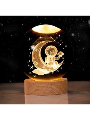 Ahşap Standlı Cam Küre Işıklı Göz Yormayan Ay ve Astronot Motifli Masaüstü Aydınlatma Gece Lambası Dekoratif Çocuk Odası Salon Yatak Odası Lamba 6cm x 6cm (Astronot)