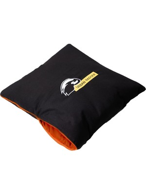 Misda Store Badger Pratik Battaniye Olabilen Yastık Turuncu Fermuarli Turuncu 2'si Bir Arada (50X50 cm - 145X200 Cm)