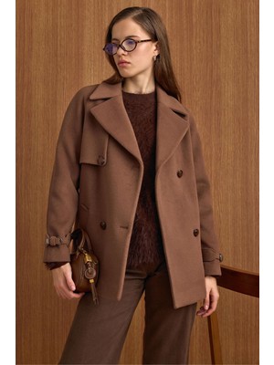 Olcay Pelerin ve Kol Patı Detaylı Kruvaze Kısa Kaban A.kahve 3161