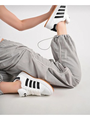 Homiro Unisex Ortopedik Bağcıklı Spor Sneaker Ayakkabı Beyaz-Siyah Düz Taban ile Konfor