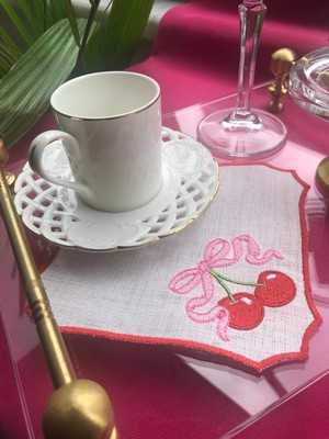 Agbtrend 2 Adet Kiraz Nakışlı Sunum ve Kokteyl Peçetesi