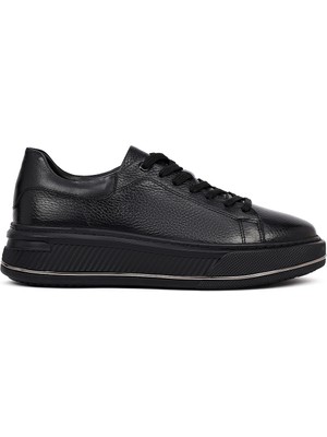 Derimod Erkek Siyah Bağcıklı Kalın Tabanlı Deri Sneaker 25WFD7601FT
