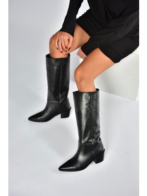 Fox Shoes V654082103 Siyah Hakiki Deri Kalın Topuklu Kadın Çizme