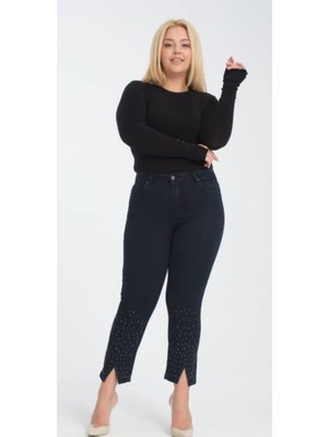 Kadın Paça Taş ve Yırtmaç Detay Full Likralı Üst Düzey Büyük Beden Jean Pantolon