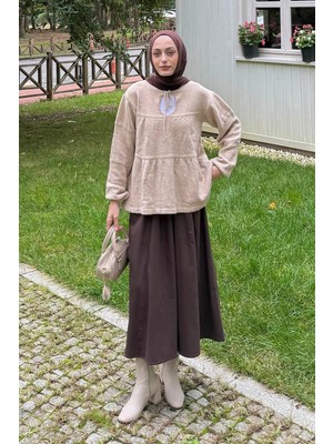 Lamelif Yakası Bağcıklı Triko Kazak Bej