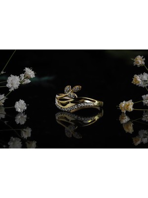 Yaprak Işıltısı Yüzük