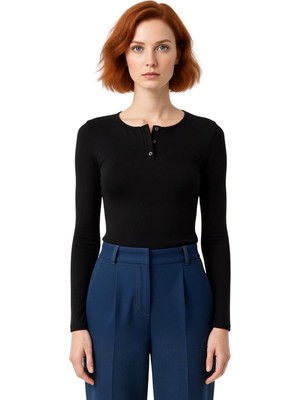 Ersefa Kadın Uzun Kollu Düğmeli Bisiklet Yaka Fitted Örme Üst Kaliteli Şık Rahat Modern Zarif Günlük