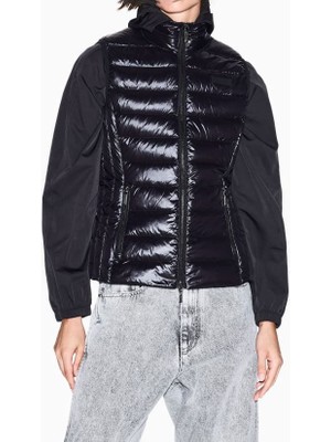 Armani Exchange Kadın Slim Fit Kapitone Şişme Yelek - Siyah