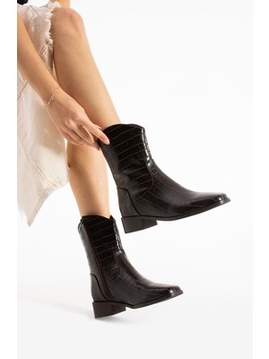 Elisha Butik Clara Kahve Renkli Kroko Küt Burunlu Kroko Desenli Kalın Topuklu Kadın Bilekte Bot