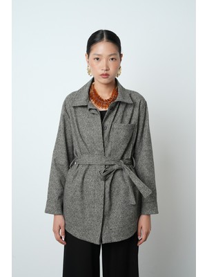 Orfeonegro Kadın Gri-Siyah Desenli Cepli Kuşaklı Tesettür Gömlek-Ceket