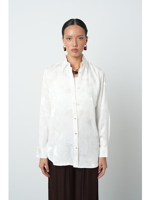 Orfeonegro Kadın Desenli Ekru Renk Düğme Detaylı Gömlek