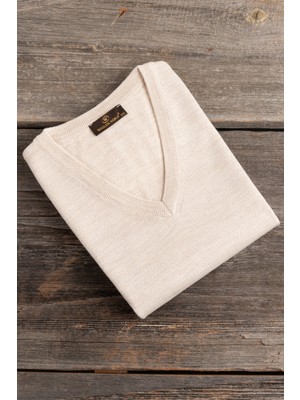 Woolen World V Yaka Kolsuz Triko Süveter Yünlü Krem Renk Büyük Boy Erkek Stili