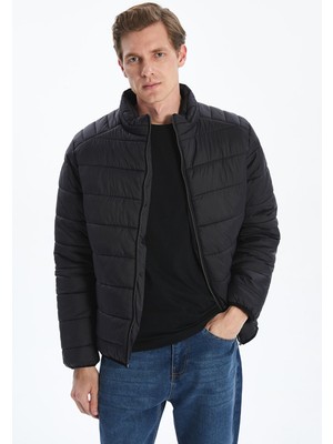 Lc Waikiki Yeni Sezon Standart Kalıp Dik Yaka Erkek Şişme Mont