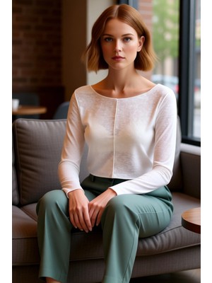 FRM Kadın Regular Kalıp Uzun Kollu Crop Triko Bluz Nervürlü Kayık Yaka Kaliteli Şık Rahat Modern