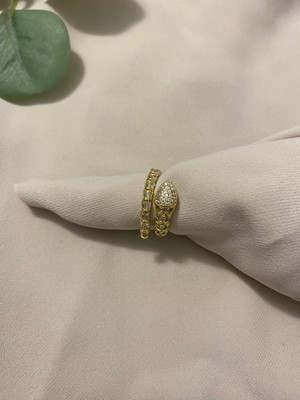 Luxevibe Accessories Xuping 14K Altın Kaplama Zirkon Taşlı Kararmaz Suya Dayanıklı Şık Kadın Yüzük Lüks Görünümlü Günlük Kullanıma Uygun Sevgiliye Özel Hediyelik Takı