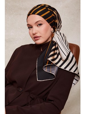 Lêvi D'or Gold Şerit Desenli Twill İpek Eşarp