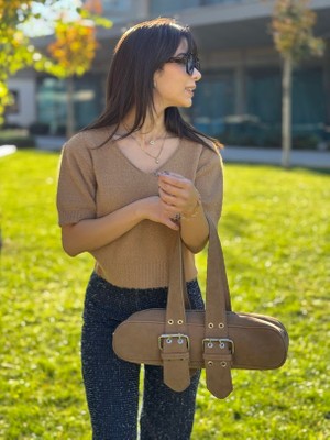 Leilaa V Yaka Kısa Kollu Yumoş Kazak