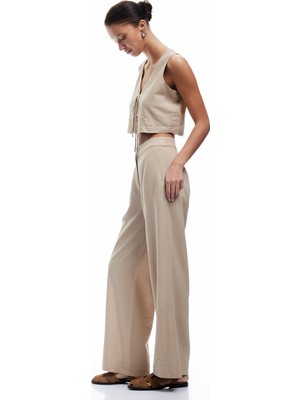 Koton Pamuk Viskon Kumaş Yüksek Bel Cepli Işleme Detaylı Palazzo Pantolon