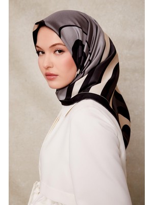 Lêvi D'or Siyah Kalın Çizgili Twill İpek Eşarp