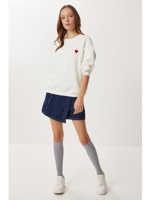 Happiness İstanbul Kalp Nakışlı Şardonlu Örme Sweatshirt LAN0082 Ekru