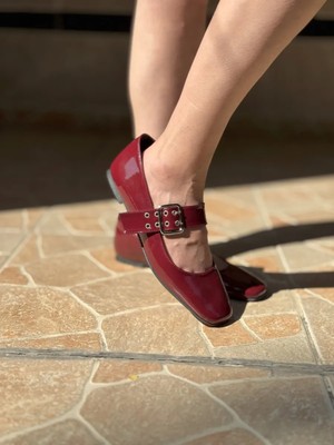 Love Shine Bella Kadın Küt Burun Kemerli Babet Rahat ve Şık Tasarım Büyük Numara