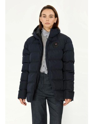 D1fference İçi Astarlı Cepli Kapüşonlu Jel Elyaflı Su ve Rügar Geçirmez Kadın Kışlık Mont