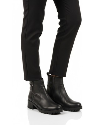 Ayakmod Siyah Hakiki Deri Fermuarlı Polarlı Kadın Topuklu Bot 4663-1 Z