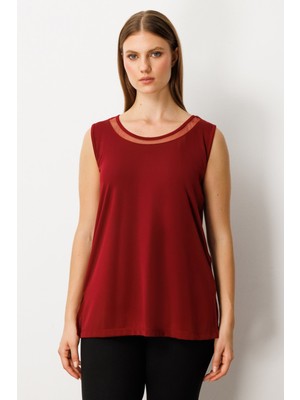 On Kadın Büyük Beden Yakası Tül Detaylı Kolsuz Basic Bluz 61311 Bordo