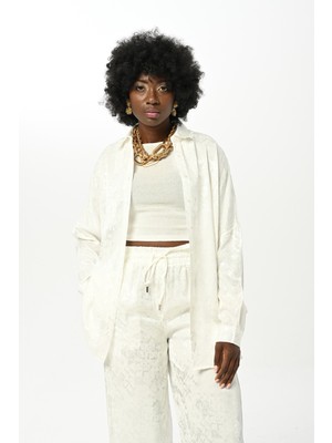 Orfeonegro Kadın Ekru Renk Desenli Oversize Gömlek