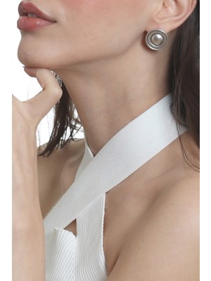 Labalaba Kadın Antik Gümüş Kaplama Çivili Model Düğme Küpe