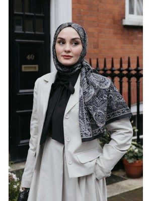 Carell Aleyna'nın Tercihi Ethnich Siyah Comfy Ipek Şal