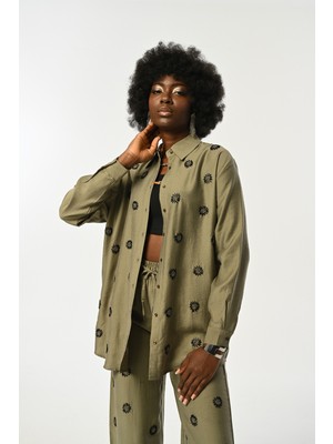 Orfeonegro Kadın Önü Taş Işlemeli Yeşil Gömlek