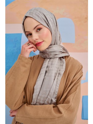 Carell Çiçek Desen Jakar Italyan Ipekli Şal Füme