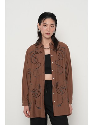 Orfeonegro Kadın Önü Boncuk Işlemeli Oversize Kesim Düz Renk Gömlek