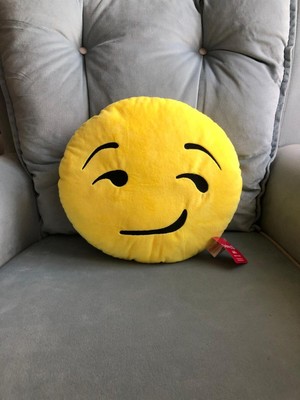 Top Rock Store Sarı Emoji Yastık – Gülümseyen Surat Dekoratif Peluş Minder 35 cm