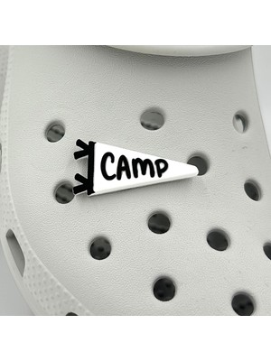 Balp Charm Terlik Süsü ve Aksesuarı , Çanta Süsü – Jibbitz 3D Camp Yazılı Üçgen Bayrak Görsel Logo Aksesuar