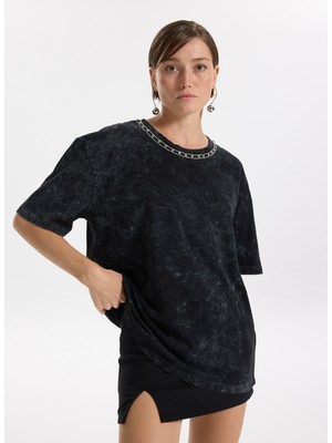 Fabrika Bisiklet Yaka Taşlı Antrasit Kadın T-Shirt F5WL-TST0243