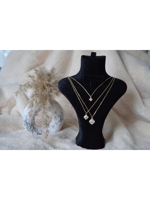 3'lü Kare Çelik Zirkon Taşlı Kolye