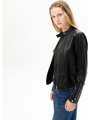 Desa Kadın Siyah Perfore Detaylı Deri Ceket