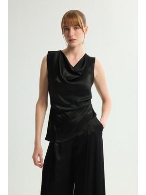 Love My Body Degaje Yaka Kolsuz Bluz Siyah 115L9499001