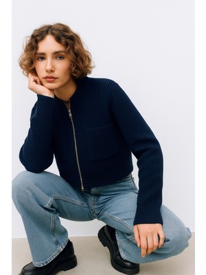 Selanik Crop Yaka Detaylı Triko Hırka