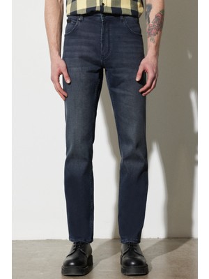 Wrangler W121026001 Texsas Koyu Mavi Erkek Pantolon
