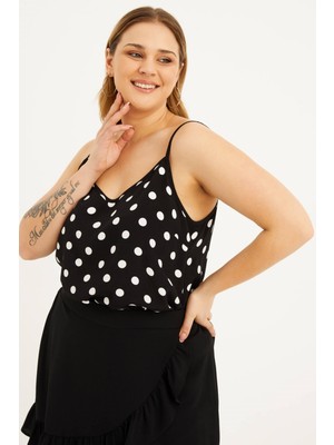 Myline Kadın İp Askılı Siyah Puantiyeli Bluz Rahat Kesim Tasarımı ile Şık Görünüm