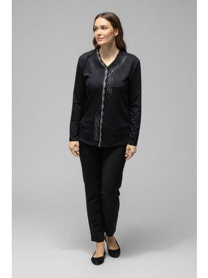 Ece Giyim Kadın Önü Kapalı Düğme Detaylı Taşlı Nergis Mevsimlik Bluz