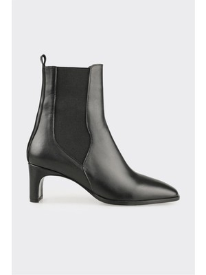 Elle Siyah Deri Kadın Klasik Bot