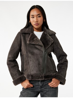 Koton Cepli Fermuarlı Uzun Kollu Peluş Yaka Süet Görünümlü Crop Biker Ceket